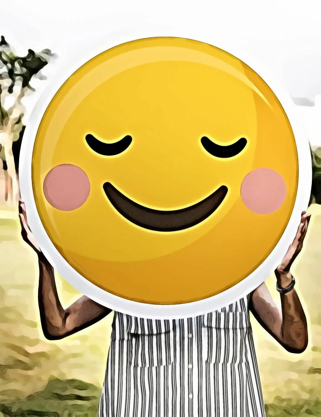 Позитивная картинка на аву Person Holding Round Smiling Emoji Board Photo