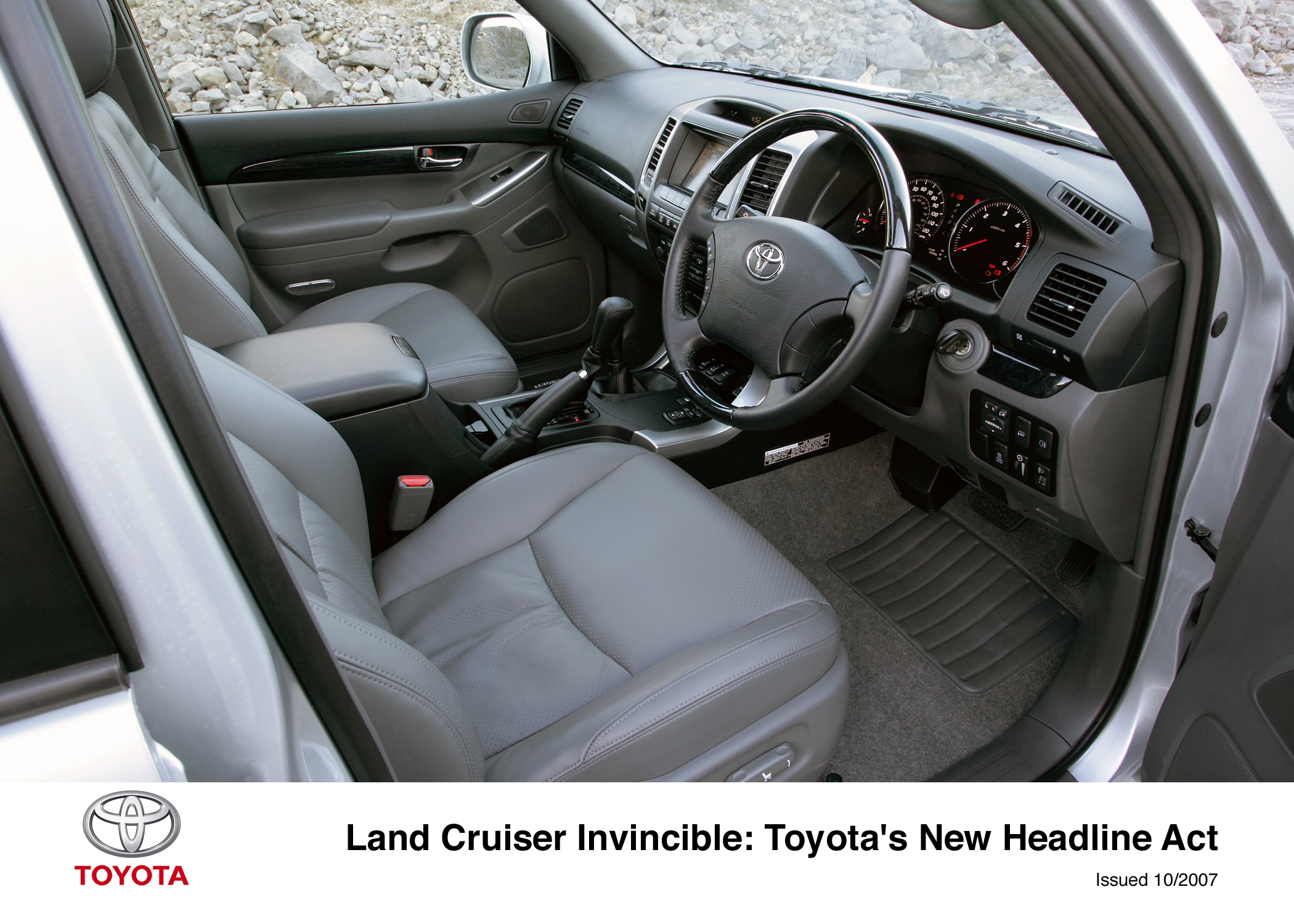 Прадо 120 салон фото Land Cruiser Invincible Interior (2003 - 2009) - Toyota Media Site