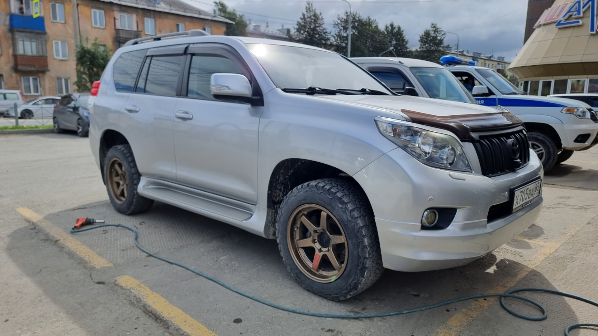 Прадо диски фото RAYS Volk Racing TE37 - Toyota Land Cruiser Prado 150-series, 4 л, 2010 года кол