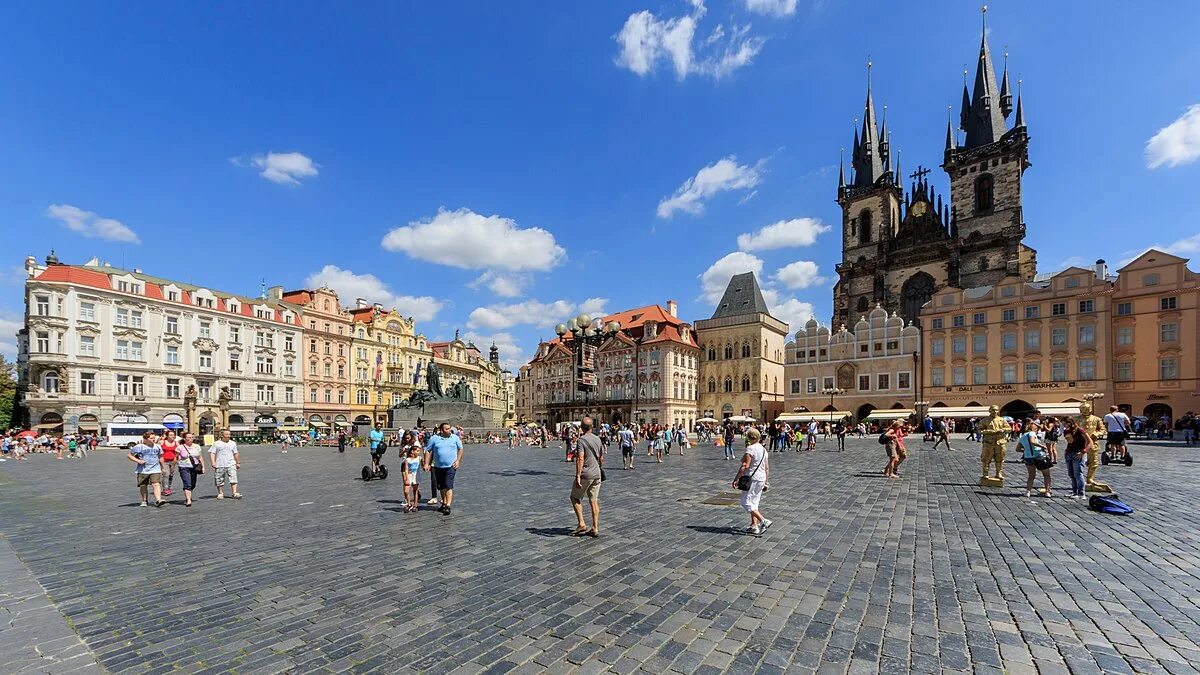 Прага фото площади File:Prague 07-2016 Old Town Square img2.jpg - Wikimedia Commons