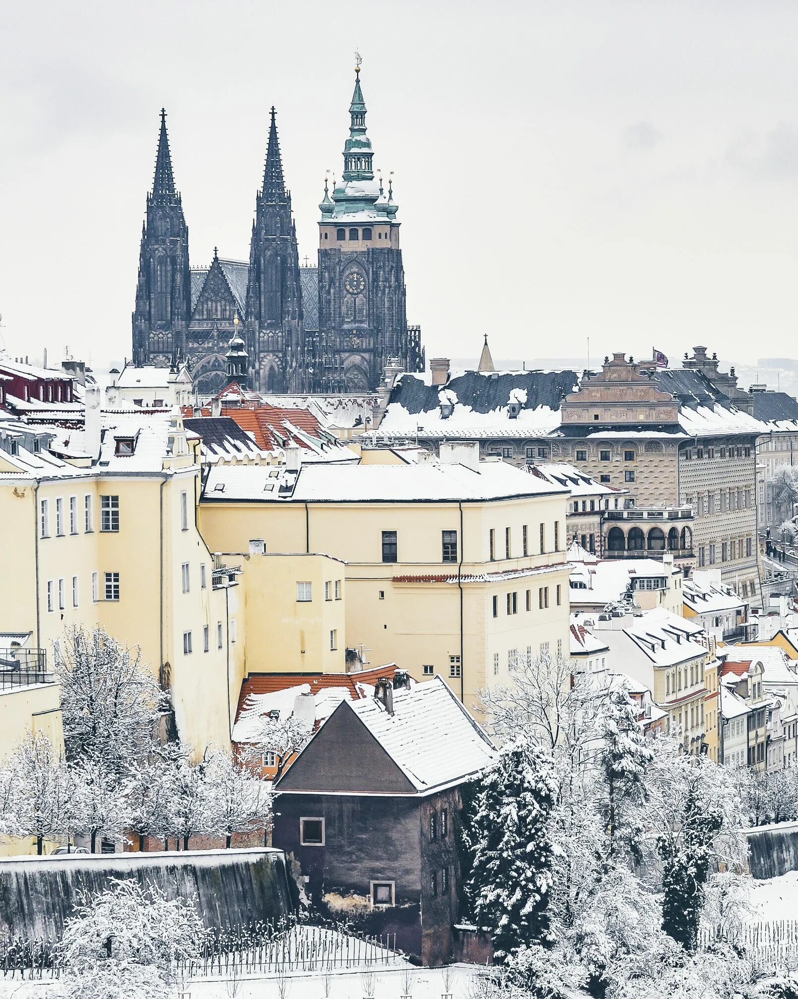 Прага зимой фото A Snow Day in Prague - The Best of Winter in Prague - Just a Pack