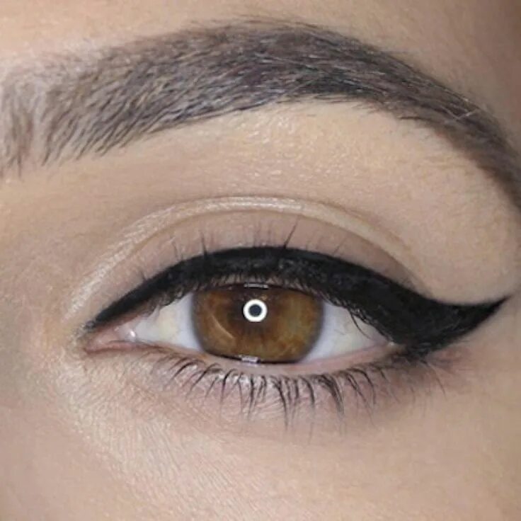 Правильная стрелка глаза фото How To Do Winged Eyeliner Like A Boss Beauty Blogger - More Perfect winged eyeli