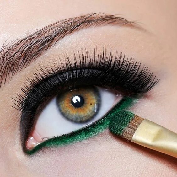 Правильно красить глаза фото Pin de Usuario de Pinterest en Make Me Up!! Maquillaje de ojos ahumados, Como ma