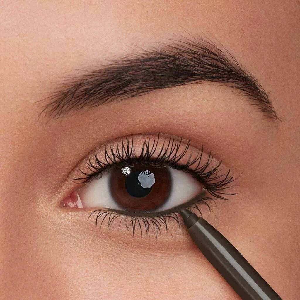 Правильно подведенные глаза фото Infinity Waterproof ™ Eyeliner Semi-Permanent Thrive Causemetics ® Eyeliner prod