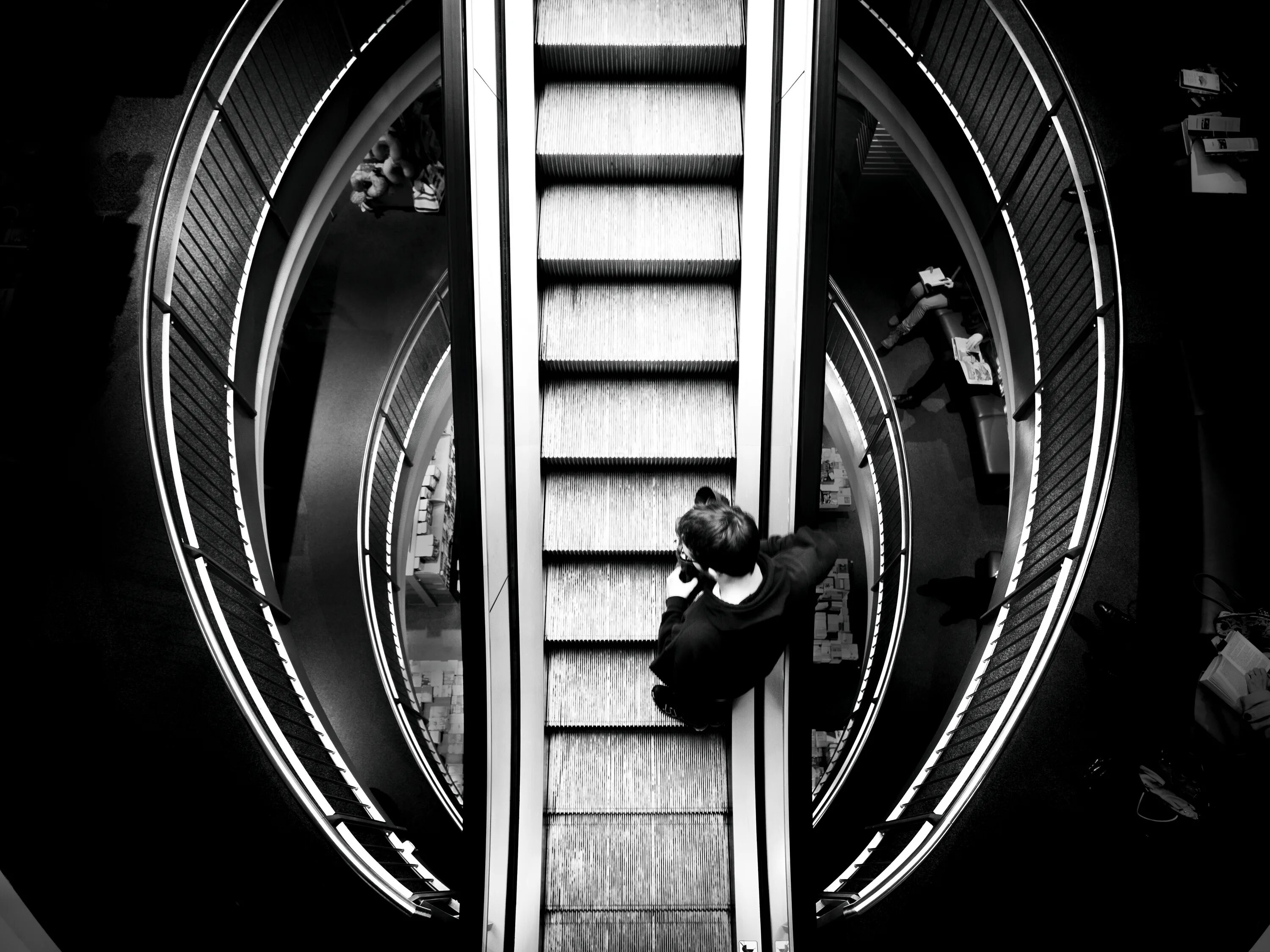 Правильное черно белое фото Wallpaper : contrast, street, technology, stairs, Zurich, Olympus, bw, wheel, da