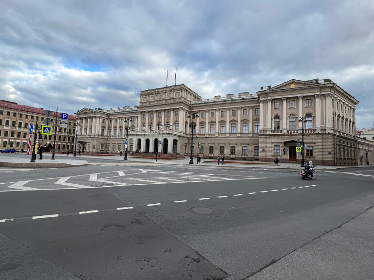 Правительство спб фото Фото: Законодательное Собрание Санкт-Петербурга, администрация, Исаакиевская пло