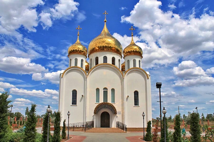 Православный храм фото Фотогалерея. Храм снаружи Храм святого праведного воина Феодора Ушакова