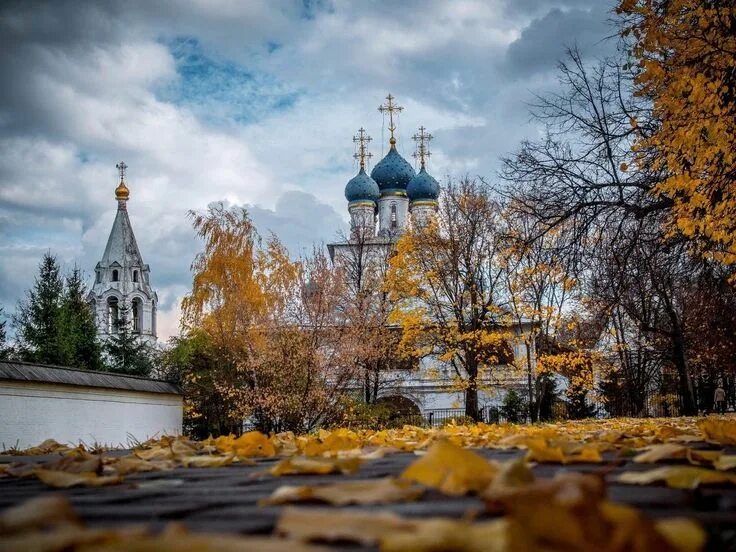 Православный храм осенью фото Воскресенское Новоиерусалимское подворье. Запись со стены. Домашняя мода, Храм, 