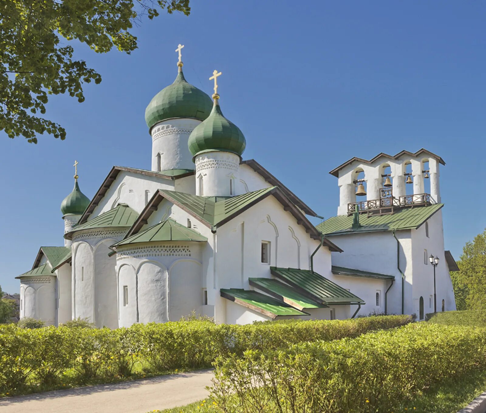 Православный храм в пскове фото Храм богоявления псков