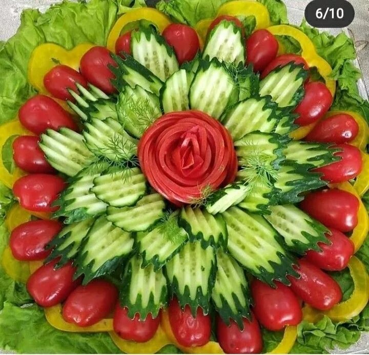 Праздничная овощная нарезка фото Pin on FOOOOD Easy food art, Amazing food decoration, Party food platters