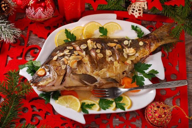 Праздничная рыба фото Carp Stuffed with Vegetables Stock Photo - Image of rural, fish: 142479744