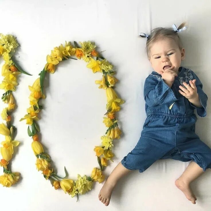 Праздничное фото 10 месяцев Pin on 10months baby shoot