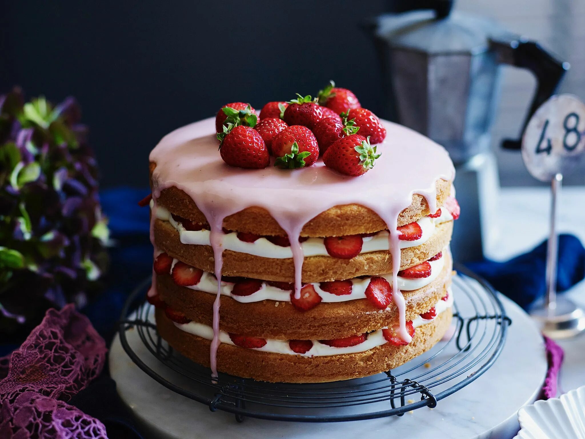 Праздничные дни торты фото Pin by Rachel White on Recipes Desserts, Gluten free cakes, Strawberry wedding c