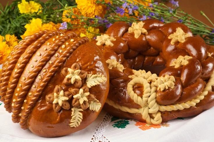 Праздничные хлеба фото Pîine de nuntă. Marriage bread Праздничный хлеб, Хлеб, Выпечка