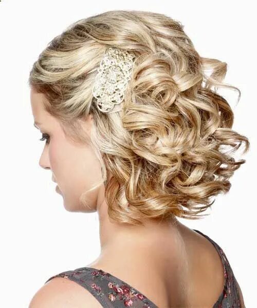 Праздничные прически на средние волосы для женщин 18 Stylish Wedding Hairstyles for Short Hair - Mrs to Be Short hair updo, Long h