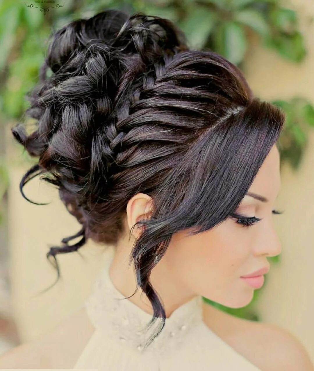 Праздничные прически волос Pin on Full updos Quince hairstyles, Long hair styles, Curly hair styles