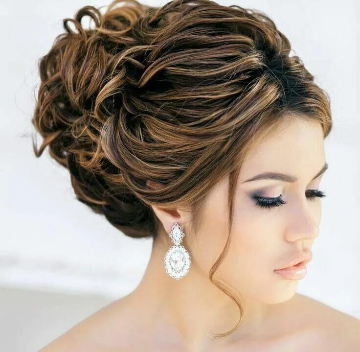 Праздничные волосы фото Hairstyle Frisur hochzeit, Frisur braut, Frisuren