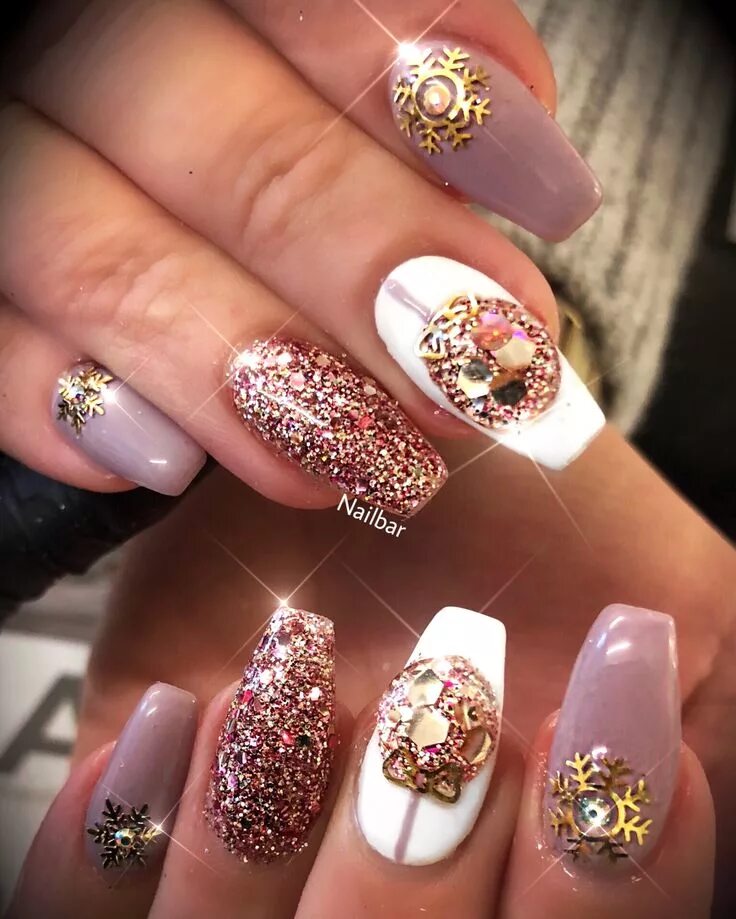 Праздничный дизайн ногтей Pin by Elena Moreno Burgos on Uña Xmas nails, Pink nail art designs, Christmas n