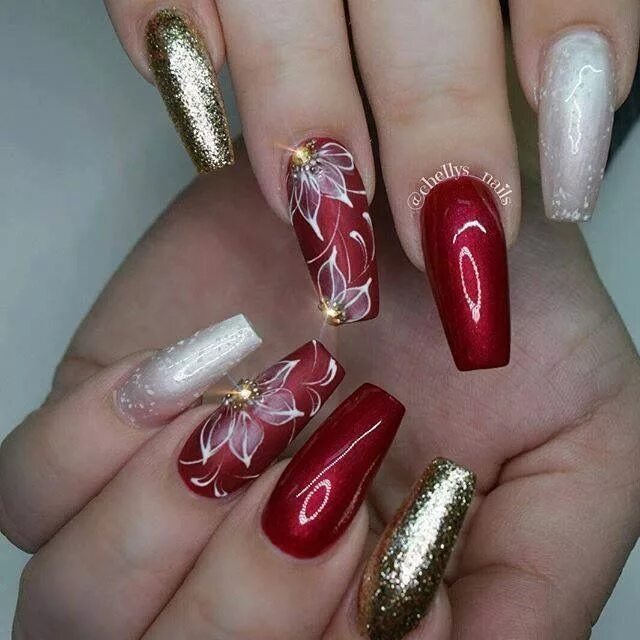 Праздничный дизайн ногтей Pin by Roxana Bota on Arte uñas Pretty nail art designs, Pretty nails, Nail art