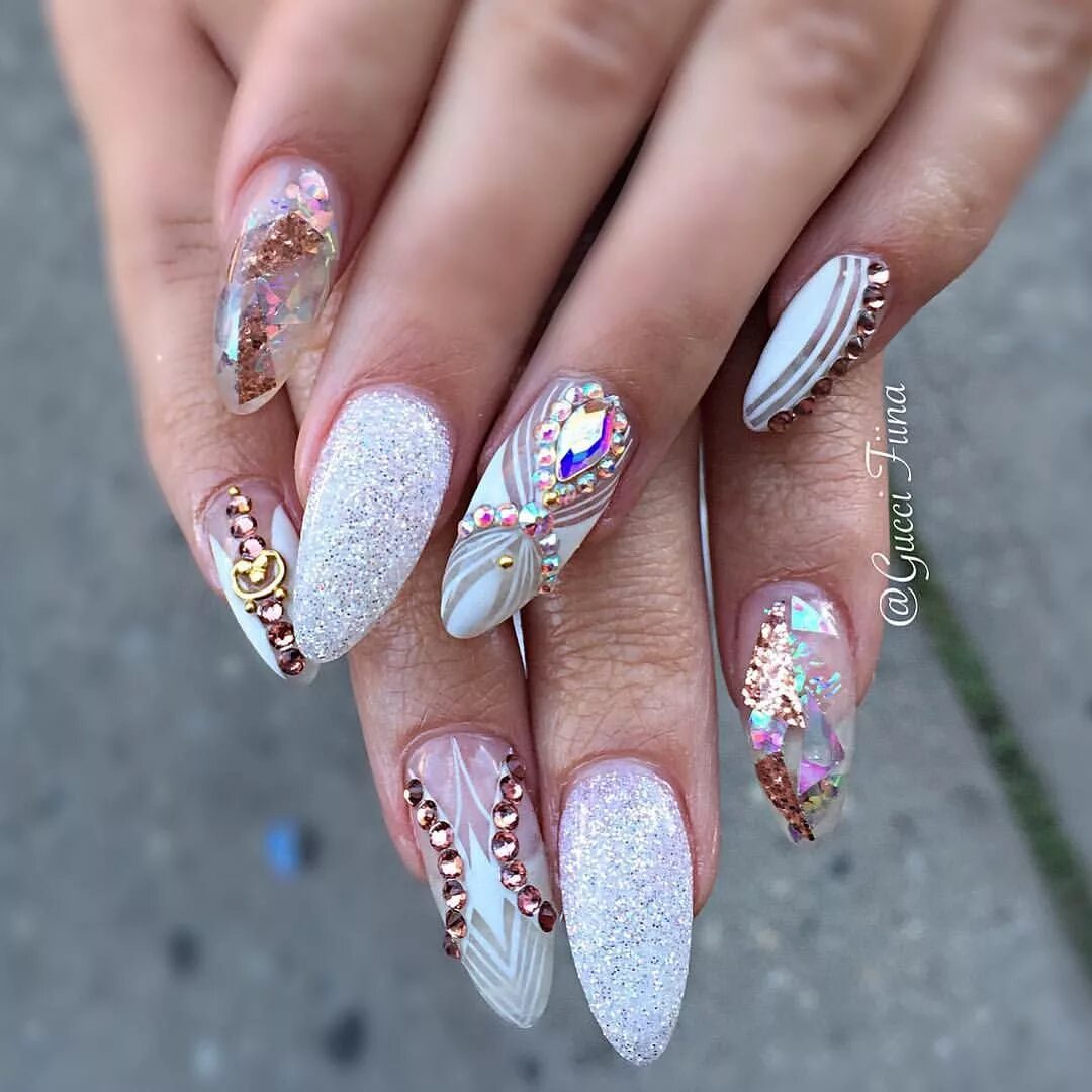 Праздничный дизайн ногтей ˢᴬᴺᴰᵞ ᴸᴱ〰ᴳᵁᶜᶜᴵ_ᶠᴵᴵᴺᴬ on Instagram: "Birthday nail @pep_baybie #nailitmagazine #n