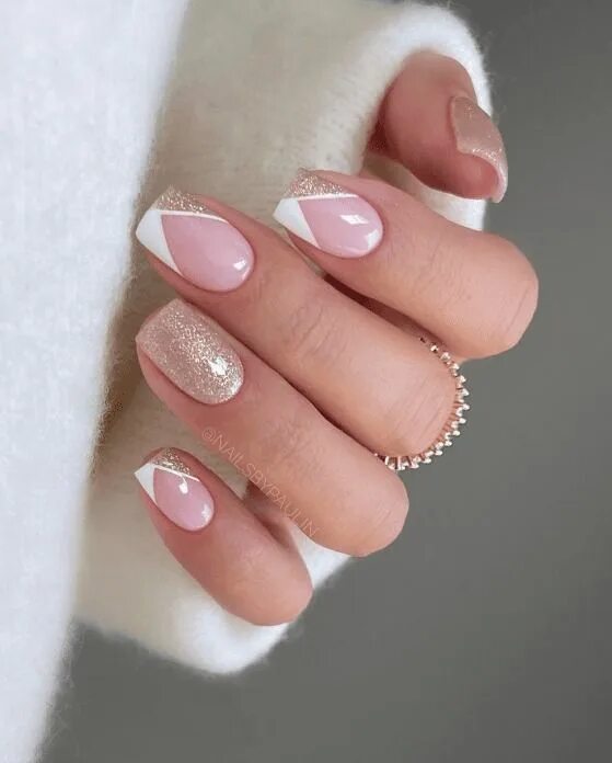 Праздничный френч маникюр 2024 55+ Festive Christmas Nails For Glamorous Holiday Looks ⋆ Beautymone in 2024 Gel