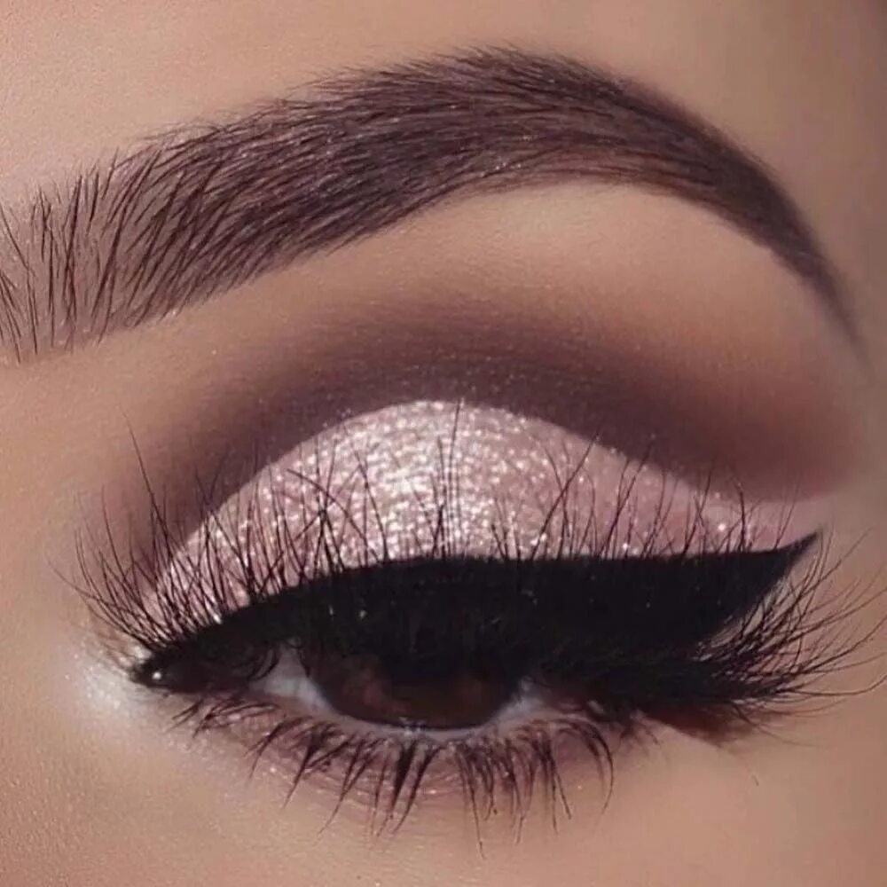 Праздничный макияж для карих глаз Impressive pink eyes for party in 2019 Pretty eye makeup, Lace makeup, Natural s