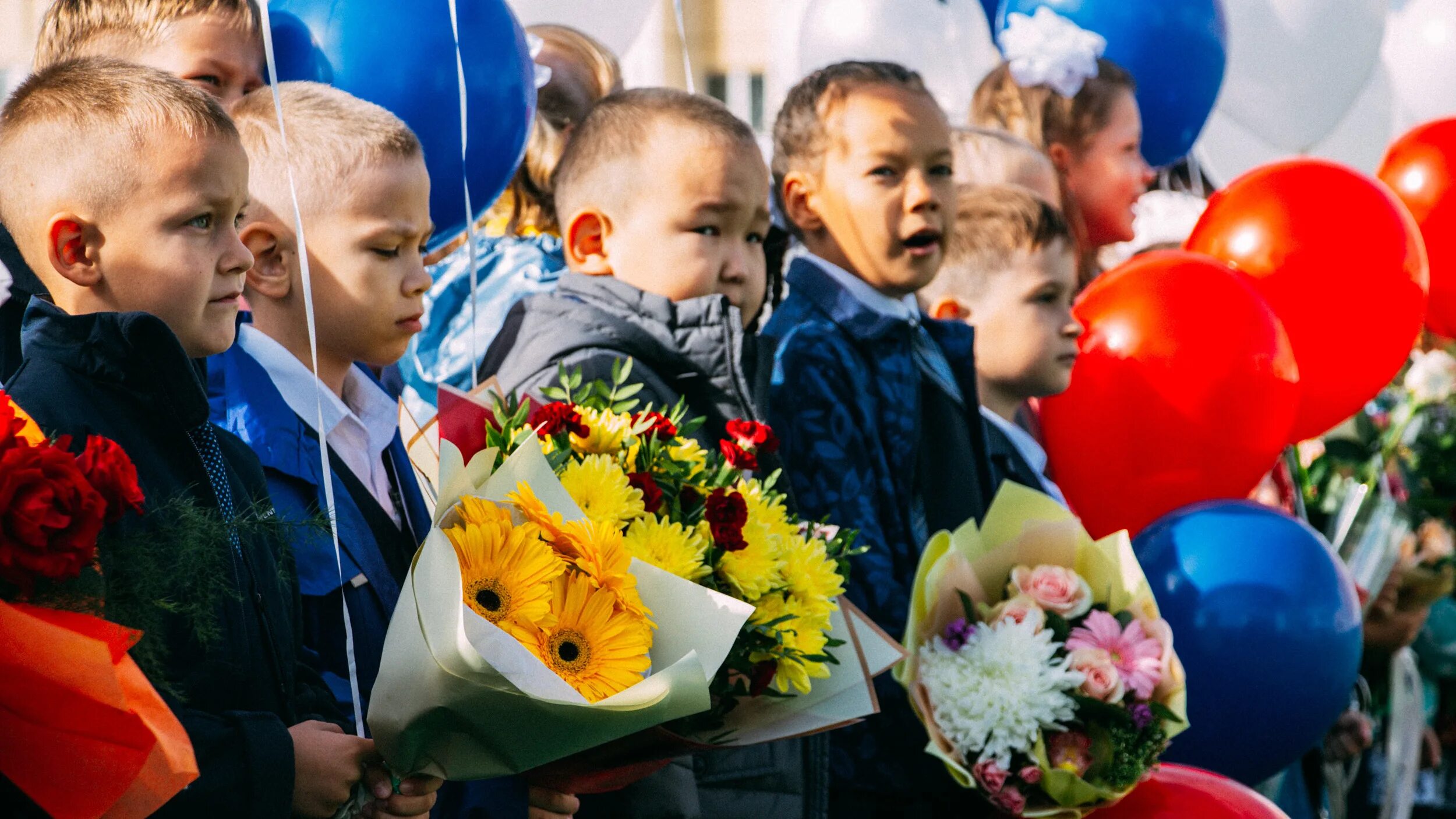 Праздник 1 сентября фото Школьная Форма: последние новости на сегодня, самые свежие сведения 74.ру - ново