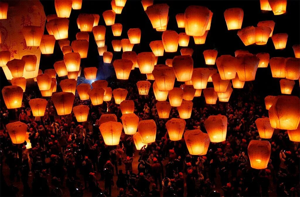 Праздник фонарей в китае фото Design You Trust Sky lanterns, Chinese lanterns, Chinese lantern festival