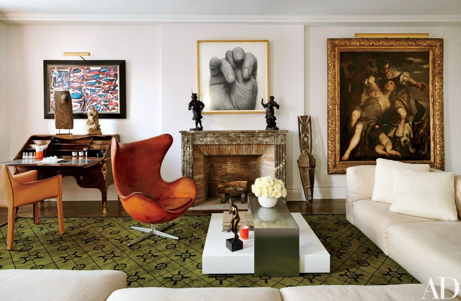 Предметы интерьера комнаты An Eclectic Fifth Avenue Apartment Architectural Digest