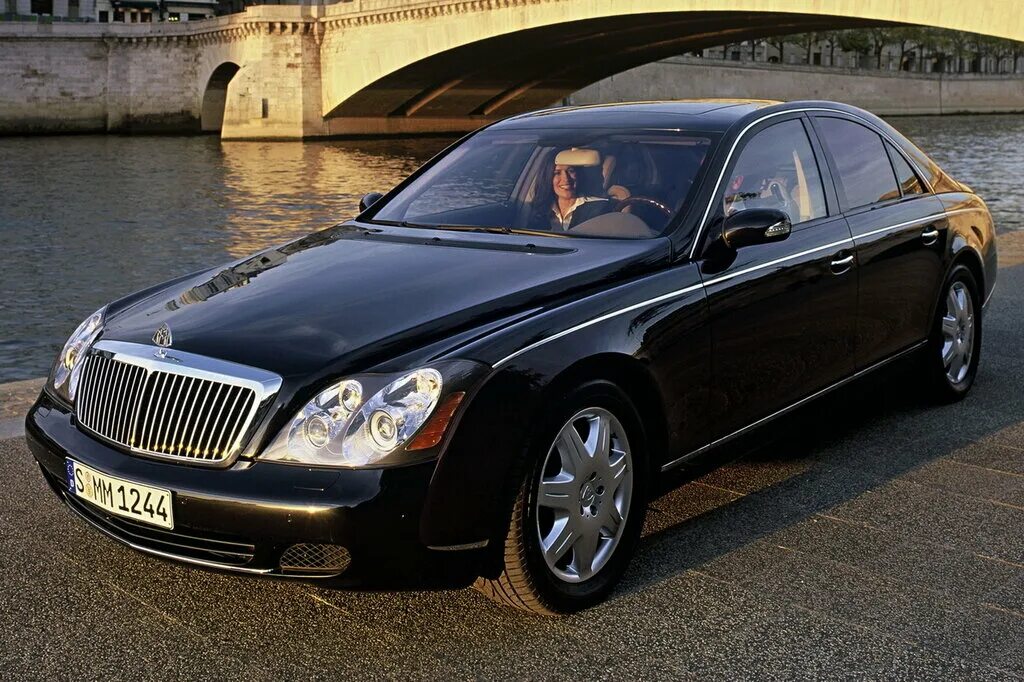 Представительские авто фото Maybach 57 2002, 2003, 2004, 2005, 2006, седан, 1 поколение, W240 технические ха