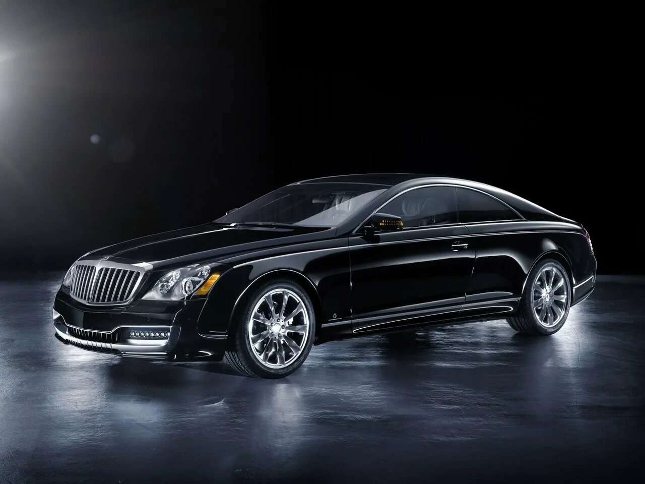 Представительские авто фото Аксессуары для Maybach 57 I Рестайлинг 2010 - 2012 Купе в Москве: купить автоакс