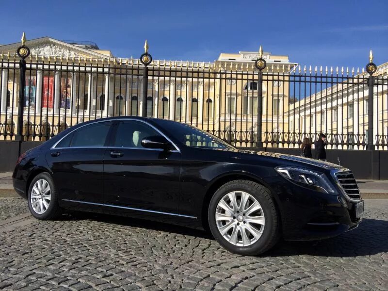 Представительские автомобили фото Мерседес W222. Автомобили представительского класса.