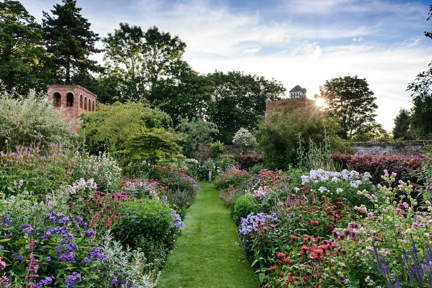 Прекрасный сад фото Jaw. Dropped. Stone House Cottage Gardens in Worcestershire, photographed by Jas