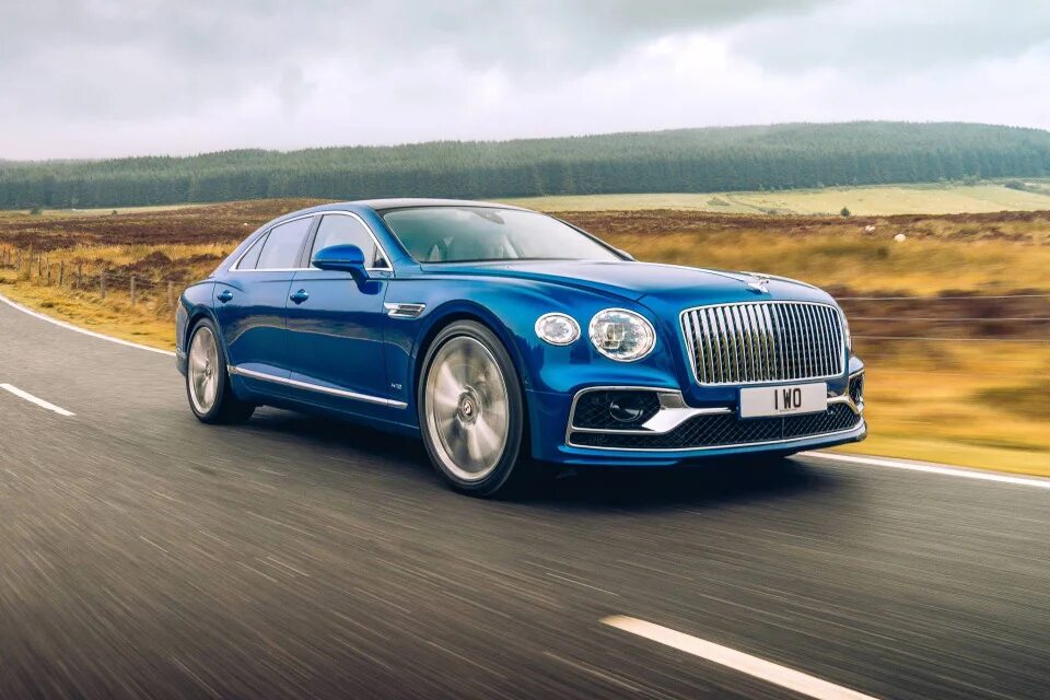 Премиальные авто фото Лимитированное издание Bentley Flying Spur First Edition 2020 - новость от Автод