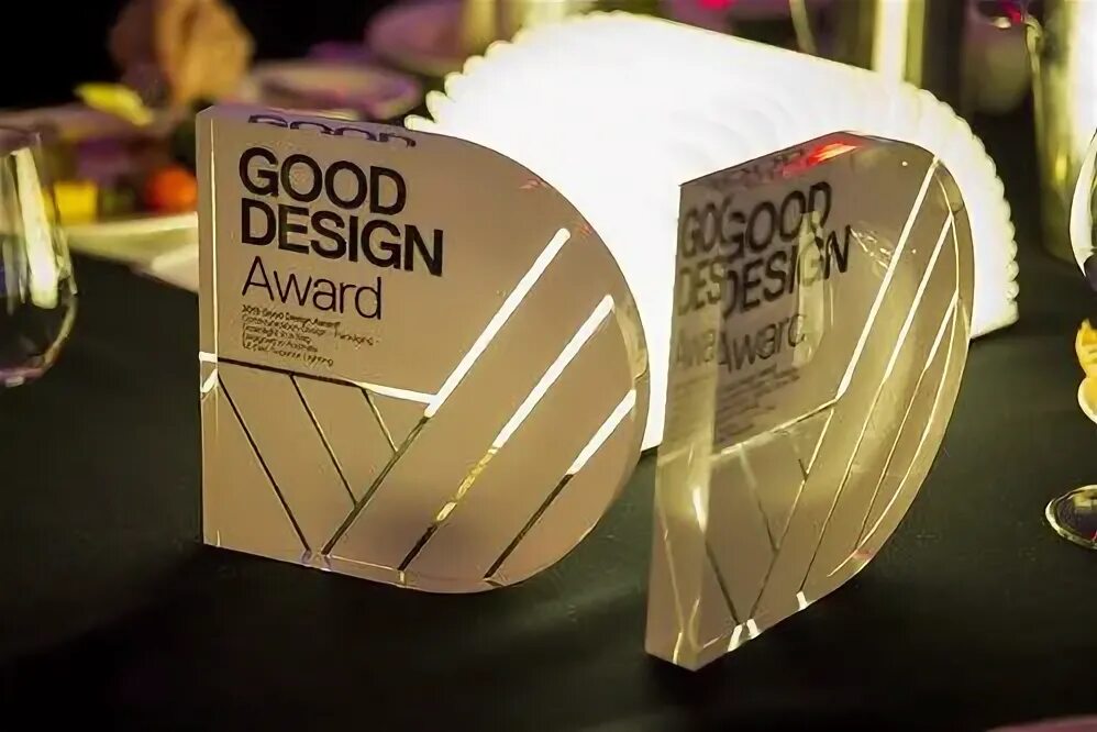 Премии дизайнеров интерьера Good_Design_Awards in 2022 Design awards, Trophy design, Cool designs