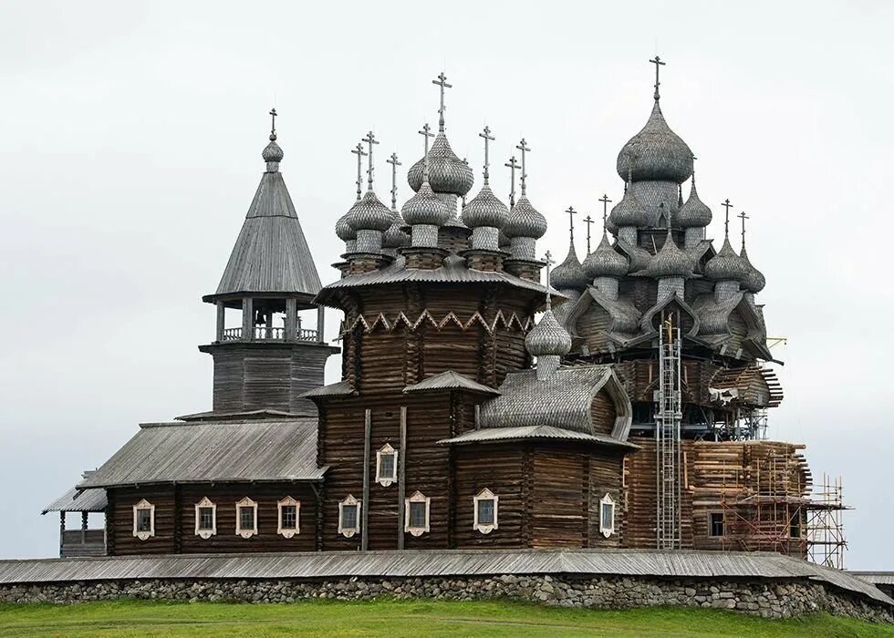 Преображенская церковь на острове кижи фото Архитектурный комплекс Кижи в Карелии: чем уникально это удивительное место Этот