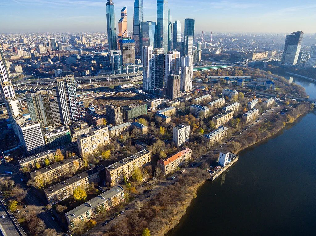 Пресненский район москвы фото Вывоз мусора в районе Пресненский. Заказать контейнер для мусора 8-27 м3