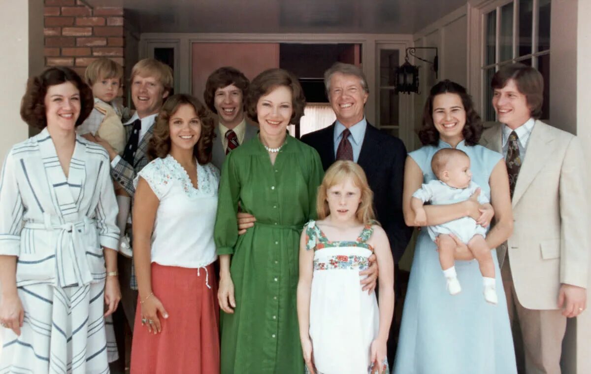 Президент картер сейчас фото Who Are Jimmy Carter's Kids? Meet the Former President's Children and Grandchild