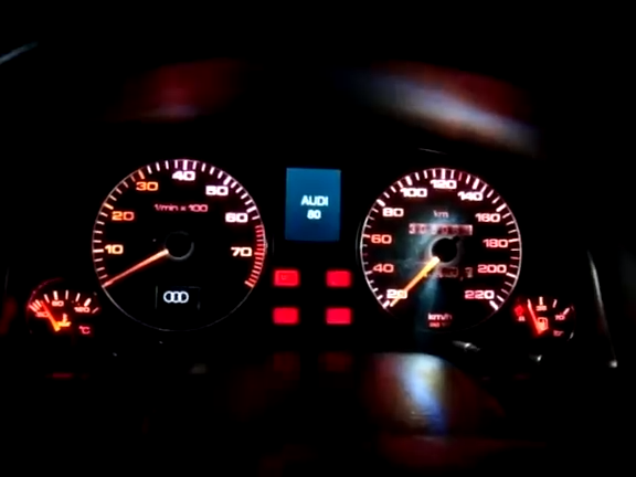 Приборная панель ауди 80 б3 тюнинг Тест Стрелок Audi 80! Пример переделки старой приборной панели Audi! - смотреть 