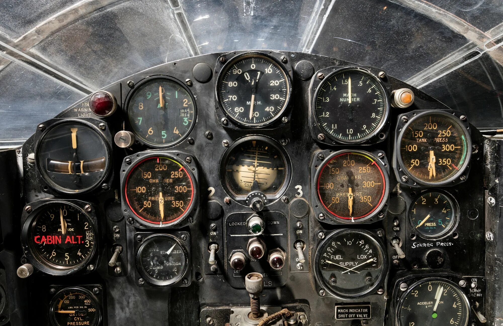 Приборы самолета фото Cockpit of the Bell X-1 National Air and Space Museum