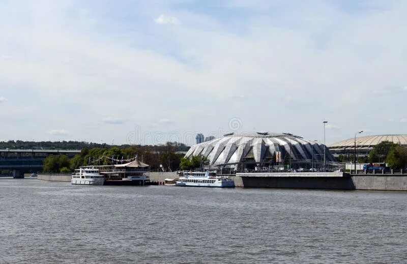 Причал лужники северный москва лужнецкая набережная фото 7,491 Luzhniki стоковые фото - бесплатные и стоковые фото RF от Dreamstime - Стр