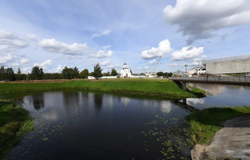 Причал наб реки тьмаки 15 фото Завершается строительство нового пешеходного моста через Тьмку. Основная мостова