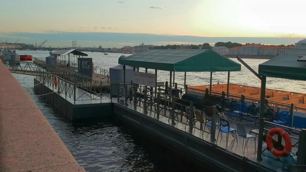 Причал набережная ул 44 фото Admiralteistvo Pier, jetty, Saint Petersburg, 2nd Admiralteysky Island - Yandex 