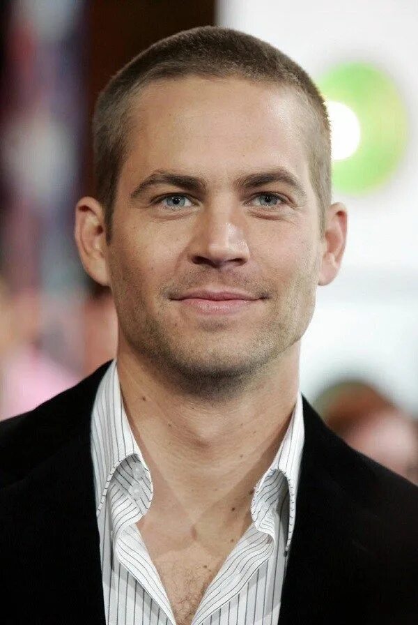 Прическа 0.3 Paul Walker Height, Weight, Biceps Size and Body Measurements - CelebWikis Paul 