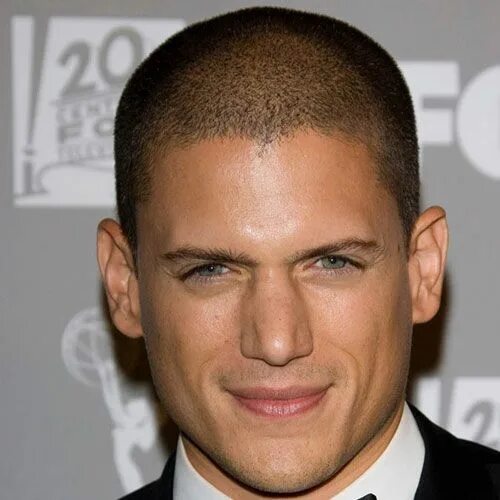 Прическа 0.9 0.9 мужские 40 Best Buzz Cut Hairstyles For Men in 2024 Wentworth miller, Wentworth miller p