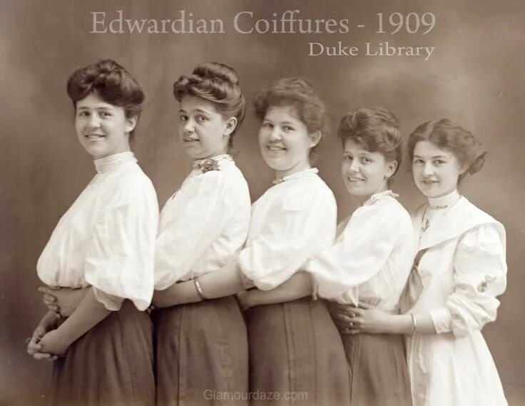 Прическа 1900 года Women show the latest pompadour hairstyles -1909 Edwardian hairstyles, Womens ha