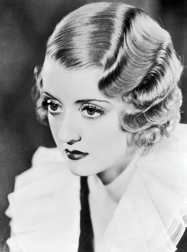 Прическа 1920 х годов Pin by John Muñoz on Bette Davis Vintage hairstyles, 1920s hair, Hair doo