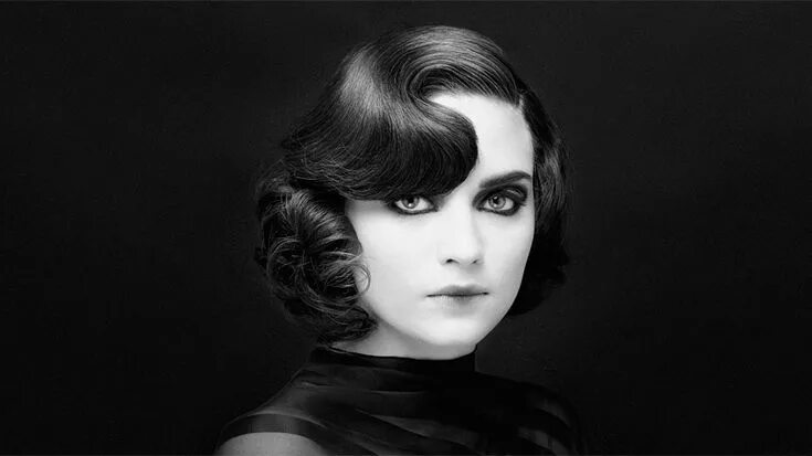 Прическа 1920 х годов Like The Great Gatsby? Then you’ll love this reverse pin curls hairstyle tutoria