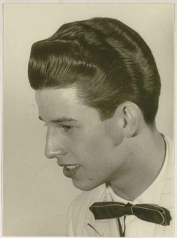 Прическа 1960 мужская #hairstyle #night #mens #prom #s50s men's hairstyle Prom Night Vintage hairstyle