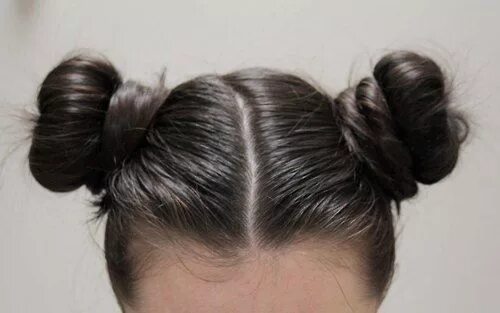 Прическа 2 пучка как сделать Hair Craze: Raver Pigtail Buns aka Cinnamon Buns aka Bantu Knot Buns.... It's Ju